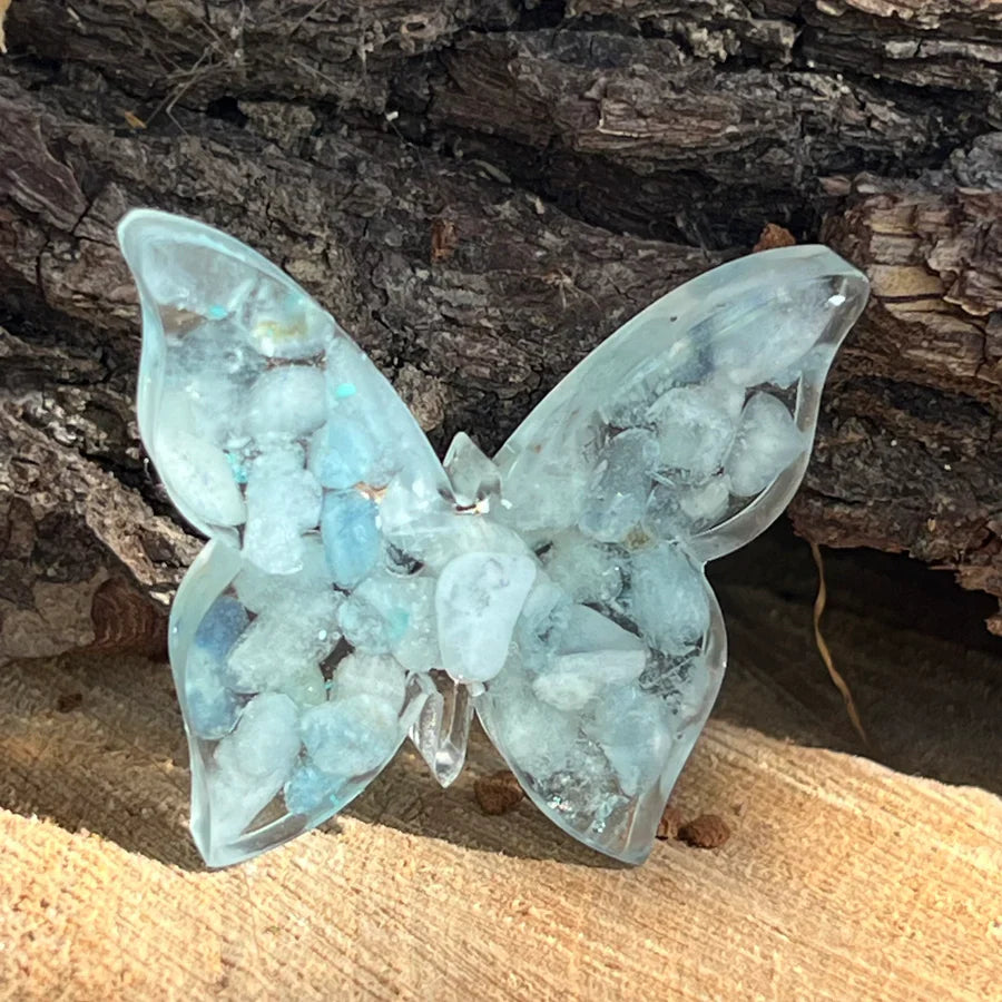 March Birthstone – piatra lunii Martie și simbol al calmului și reînnoirii